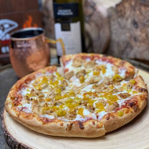 Monday Special (2 Medium Pizzas, 2 Toppings Pizza, 4 Drinks, 1 Dip)